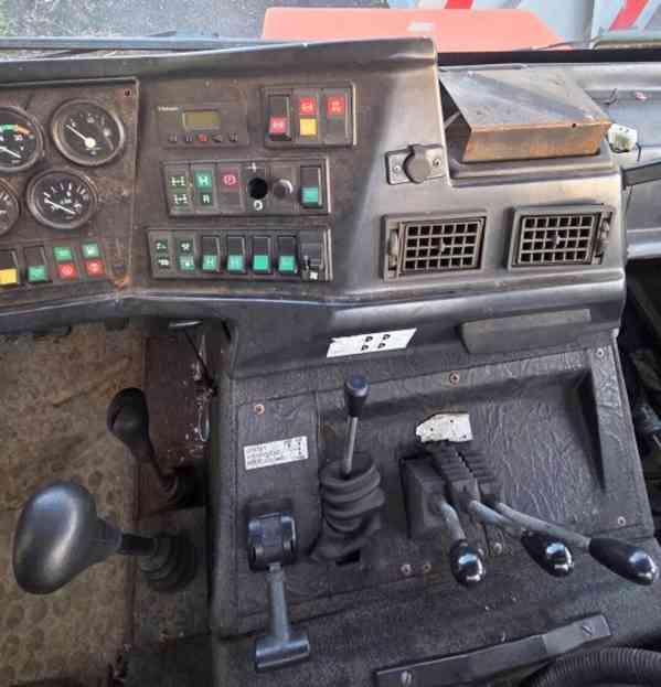 4x4 sypač 2.5m3 Praga UV80 radlice - foto 6