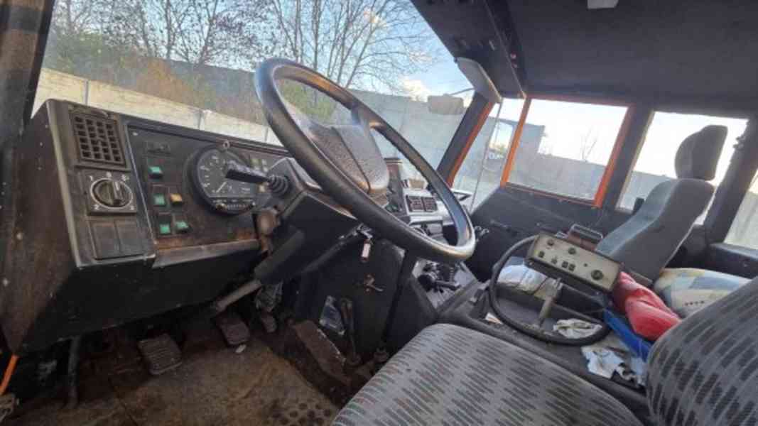 4x4 sypač 2.5m3 Praga UV80 radlice - foto 11