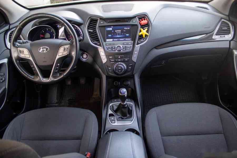 Hyundai Santa Fe 2.0 CRDi VGT 4x4 - foto 9