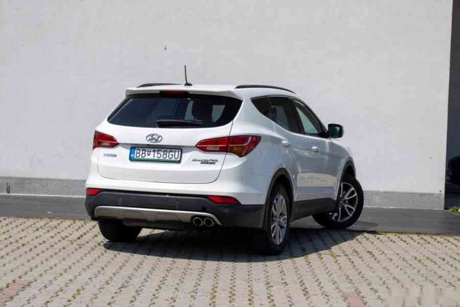 Hyundai Santa Fe 2.0 CRDi VGT 4x4 - foto 7