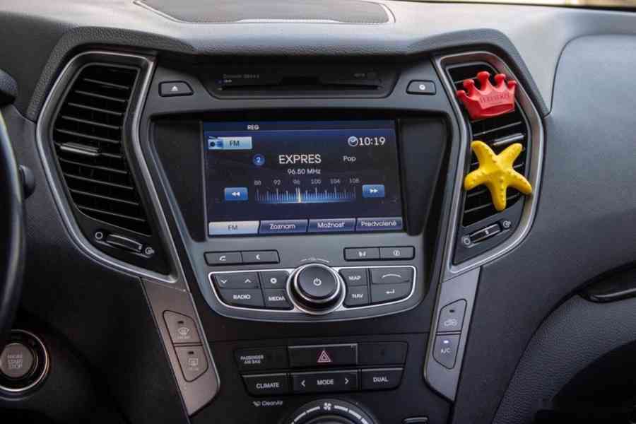 Hyundai Santa Fe 2.0 CRDi VGT 4x4 - foto 14