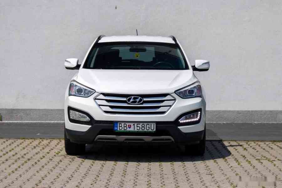 Hyundai Santa Fe 2.0 CRDi VGT 4x4 - foto 2