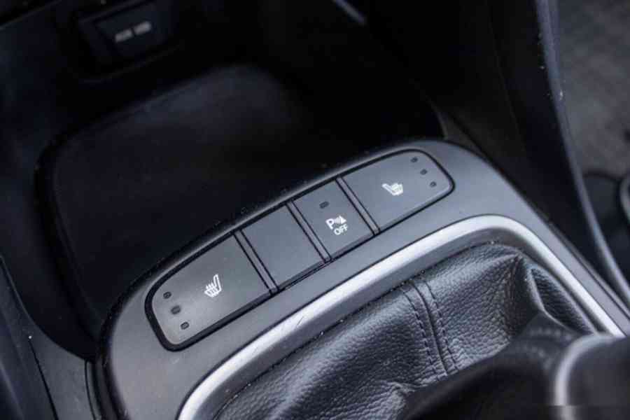 Hyundai Santa Fe 2.0 CRDi VGT 4x4 - foto 19