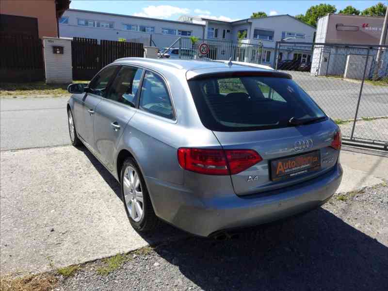 Audi A4 2,0 TDI 4x4 XENON 1.MAJITEL - foto 4