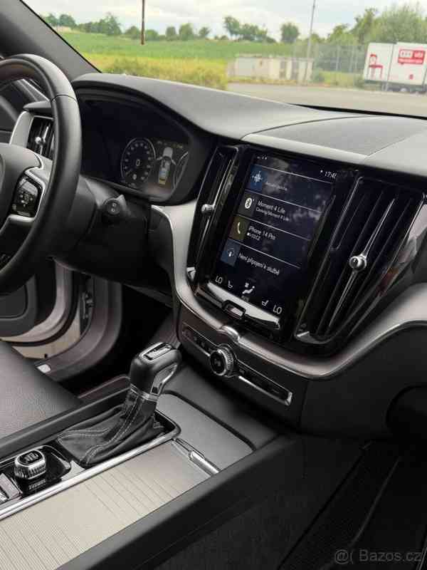 Volvo XC60 2,0   T5 AWD - foto 13
