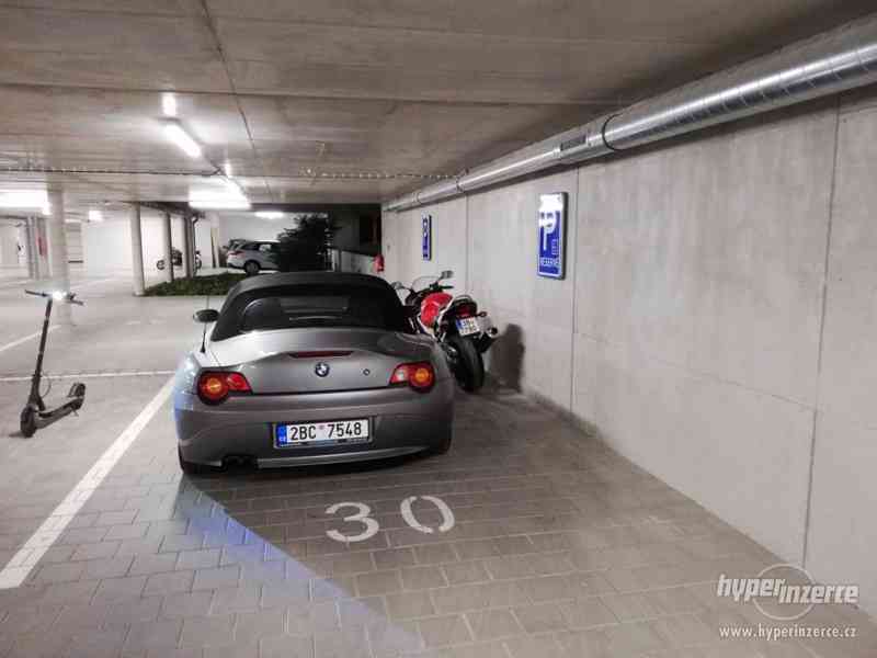 Parkovací stání - Motorka, IBC, adresa Milady Horákové 23 - foto 1