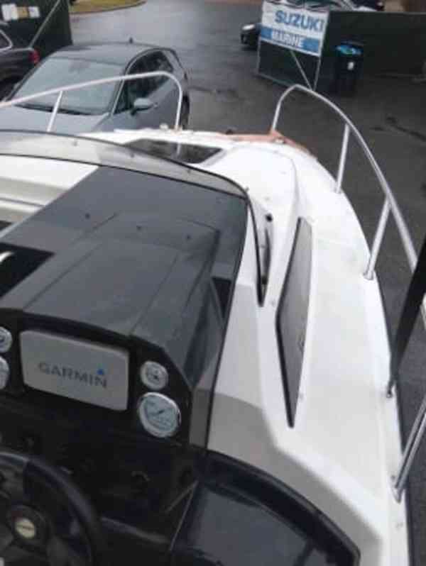 motorová loď QUICKSILVER ACTIV 555 CABIN - foto 12