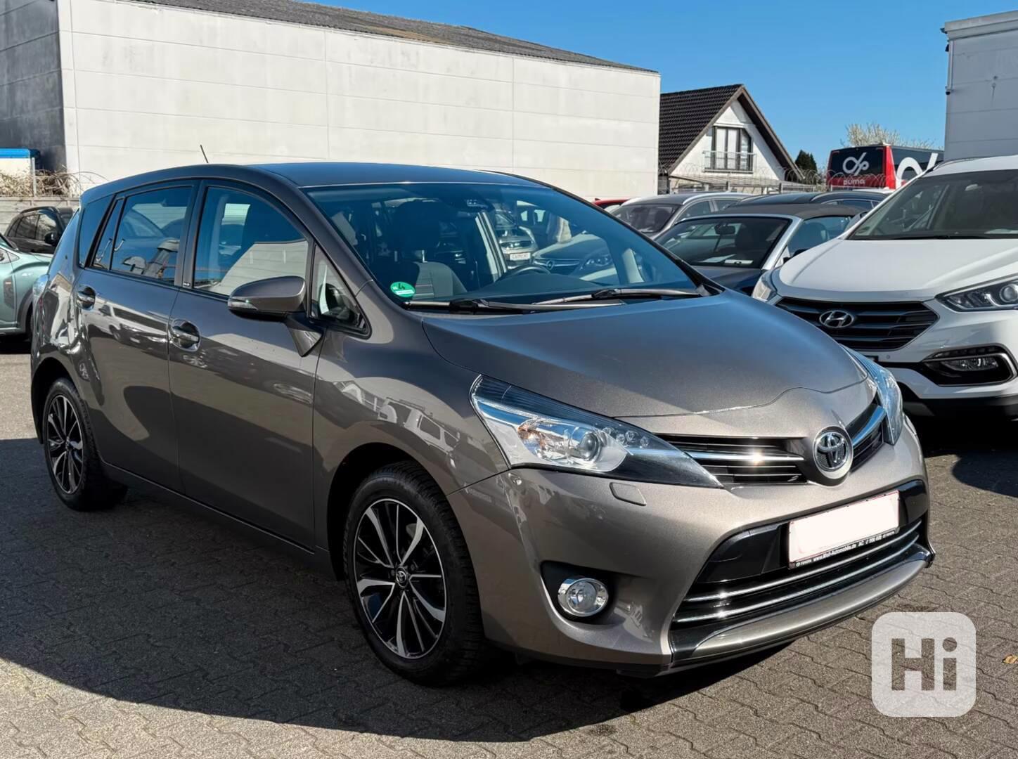 Toyota Verso 1,8i Edition-S+ benzín 108kw - foto 1