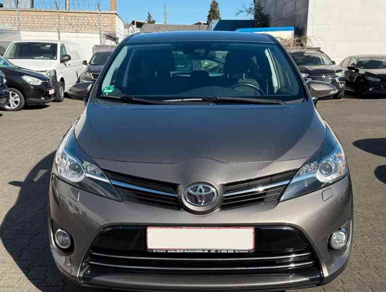 Toyota Verso 1,8i Edition-S+ benzín 108kw - foto 3