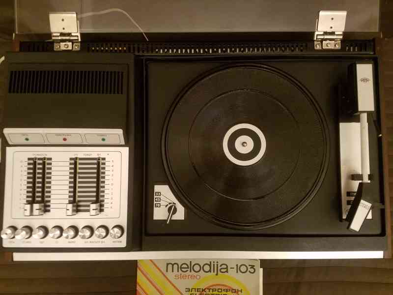 Stereo gramofon Melodija 103 s reproduktory - foto 4