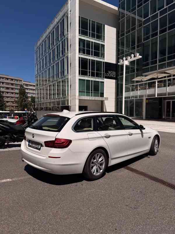 BMW Řada 5 3,0   D • Head-Up Display - foto 7