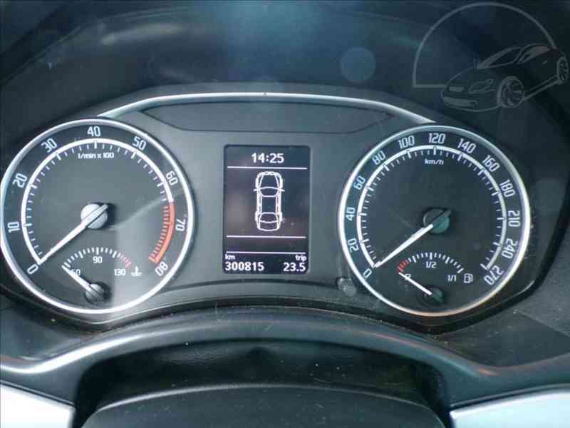 Škoda Octavia 2,0 TFSI RS 147 kW TAŽ.ZAŘ. - foto 6