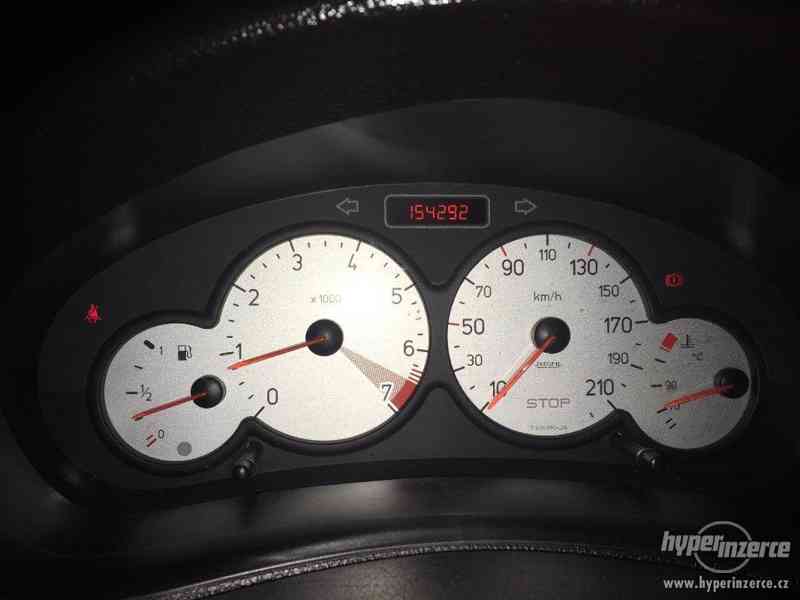 Prodám Peugeot 206 1,4 benzín klimatizace - foto 11