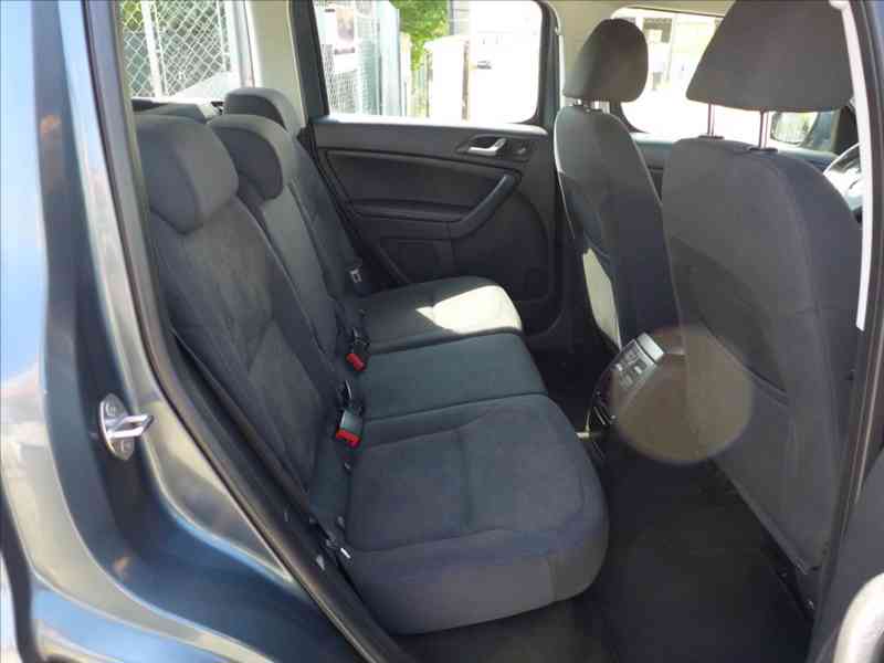 Škoda Yeti 2,0 TDI 4X4, 1.MAJITEL - foto 9
