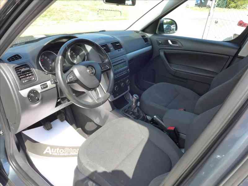 Škoda Yeti 2,0 TDI 4X4, 1.MAJITEL - foto 5