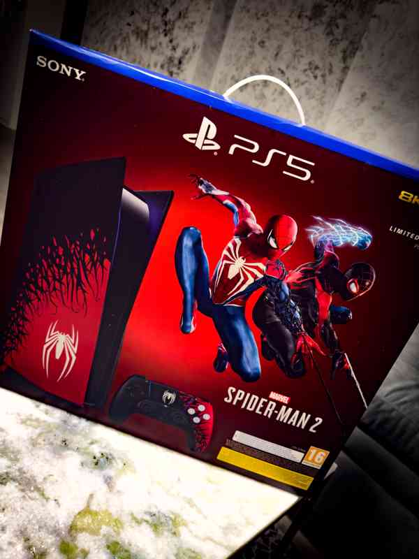 Playstation 5 LIMITED Spider-Man Edition 