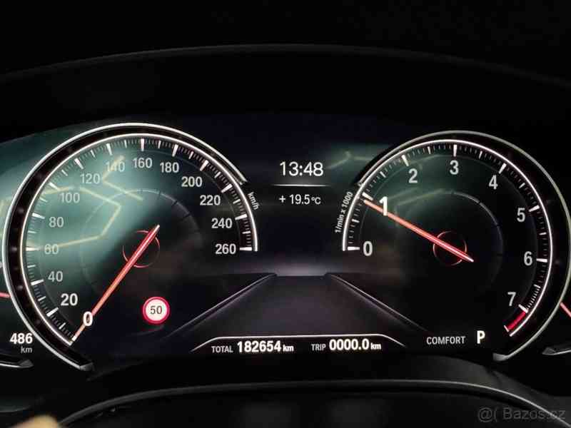 BMW Řada 5 540i | M | plná výbava - foto 8