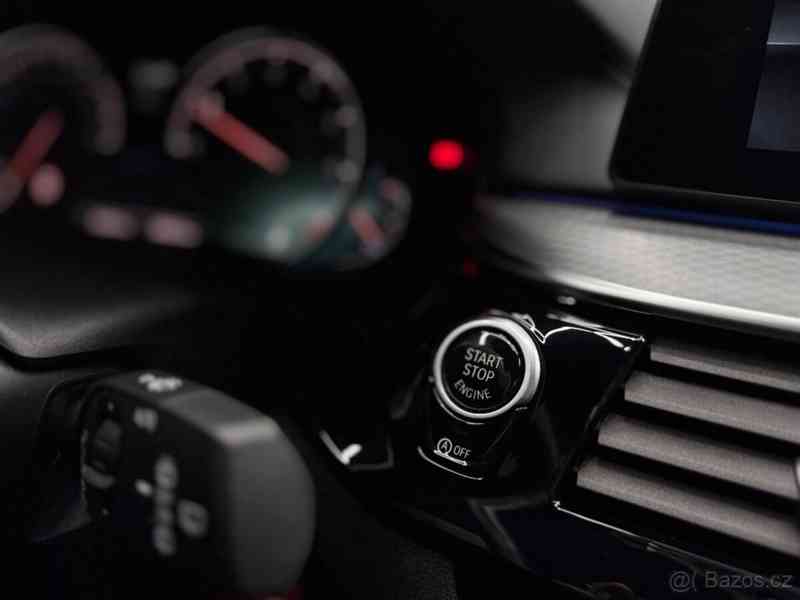 BMW Řada 5 540i | M | plná výbava - foto 6