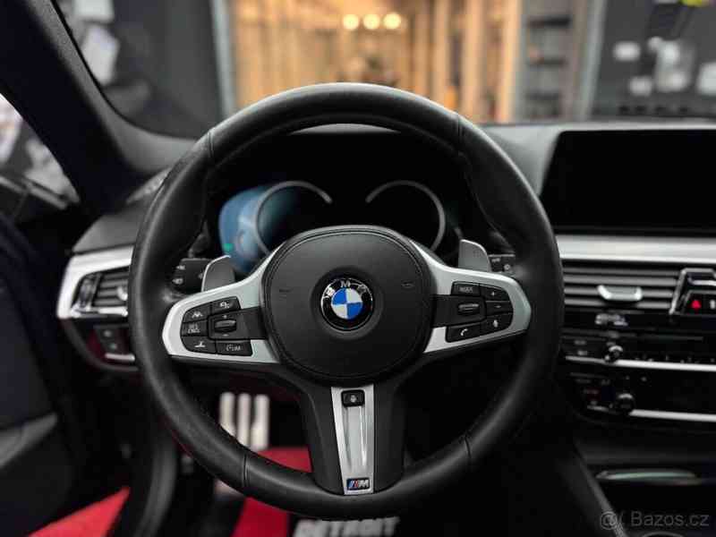 BMW Řada 5 540i | M | plná výbava - foto 17