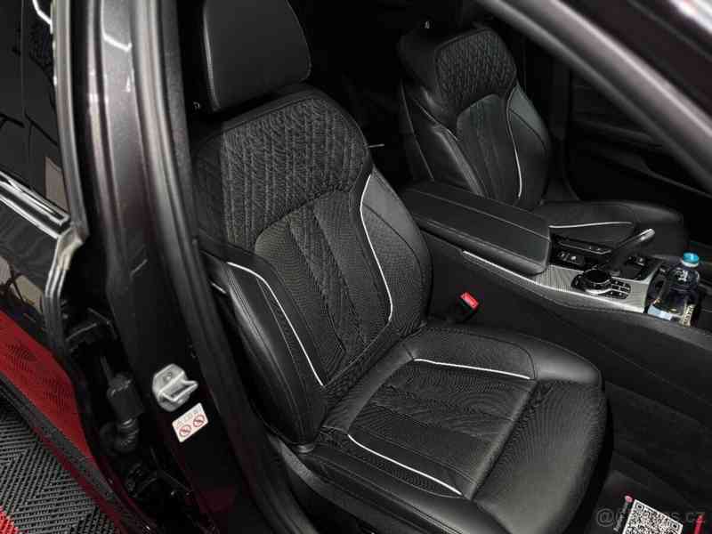 BMW Řada 5 540i | M | plná výbava - foto 14