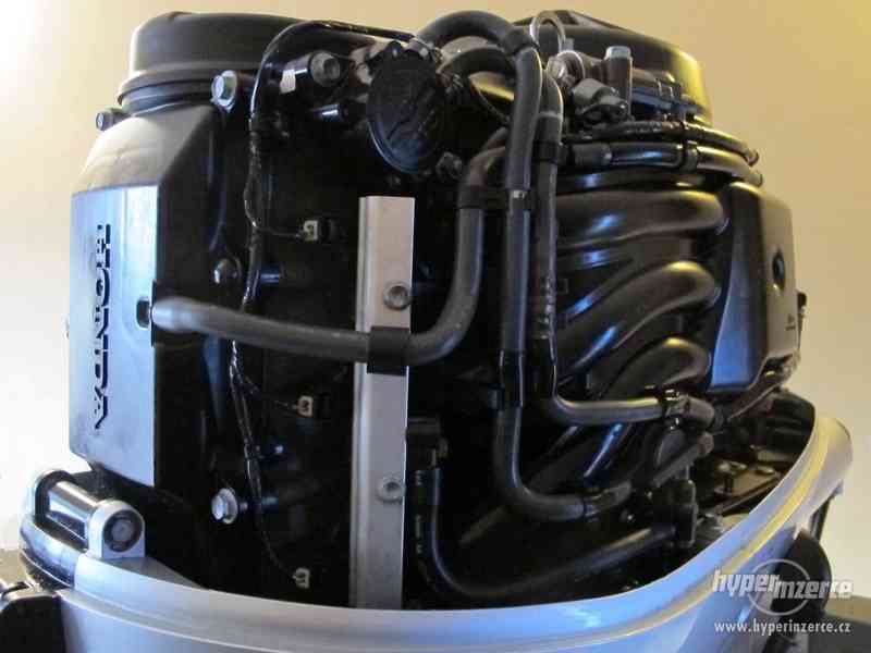 Lodní motor Honda 40/60 - foto 5