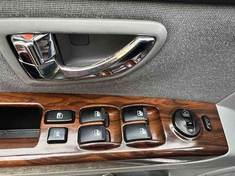 Kia Sorento 2.5 CRDi 4x4/Tažné/Tempomat/ČR - foto 15