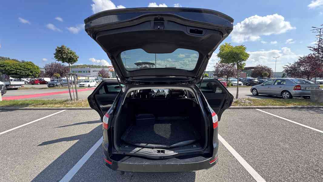 Ford Mondeo combi  mk.4 (2009) - foto 11
