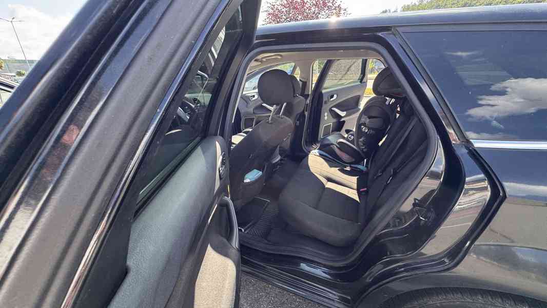 Ford Mondeo combi  mk.4 (2009) - foto 9