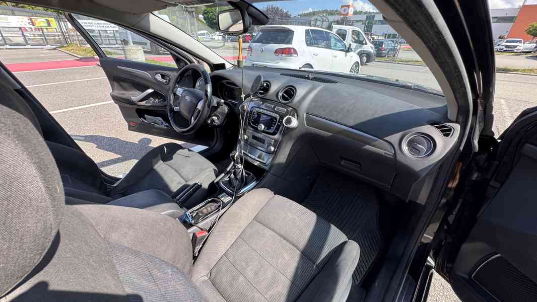 Ford Mondeo combi  mk.4 (2009) - foto 8