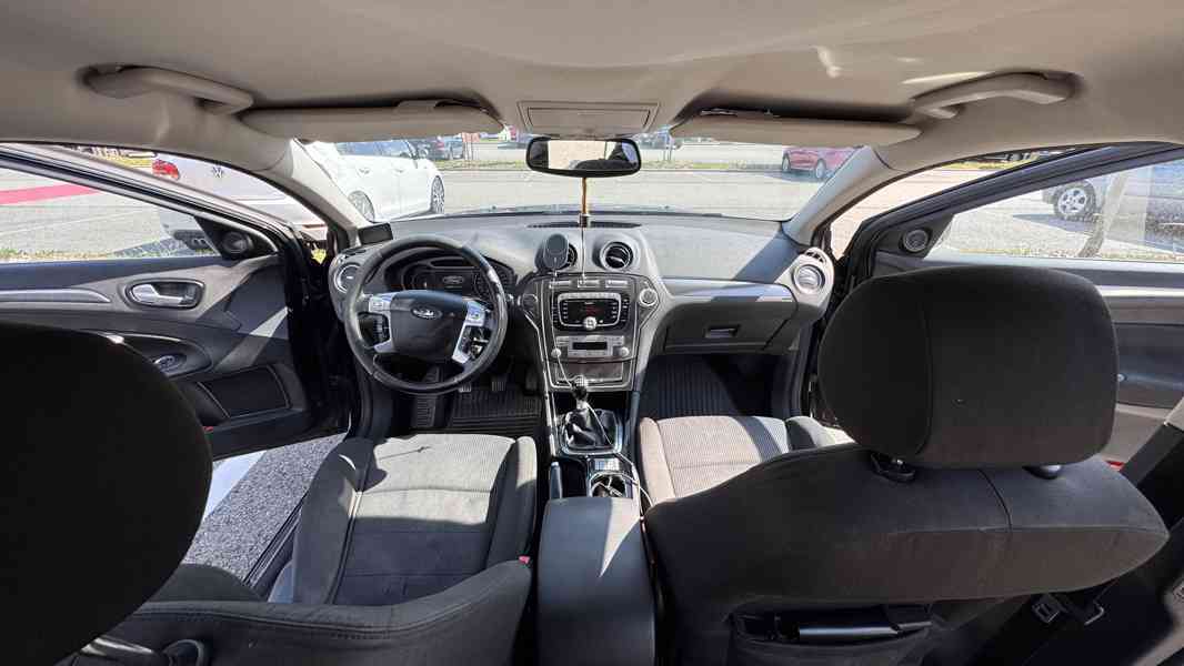 Ford Mondeo combi  mk.4 (2009) - foto 10