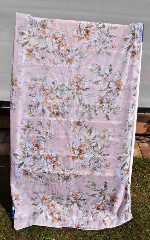 Šátky velké Esprit, Codello aj. - foto 26