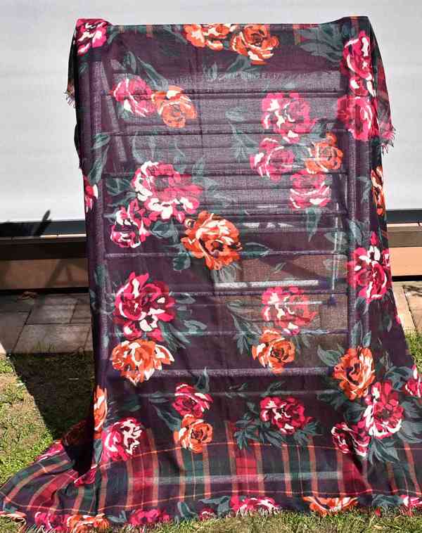 Šátky velké Esprit, Codello aj. - foto 20