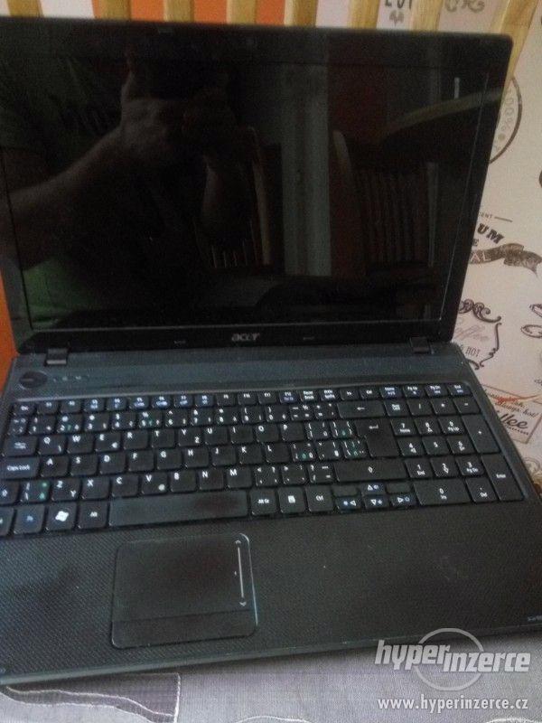 acer aspire 5742G - foto 2