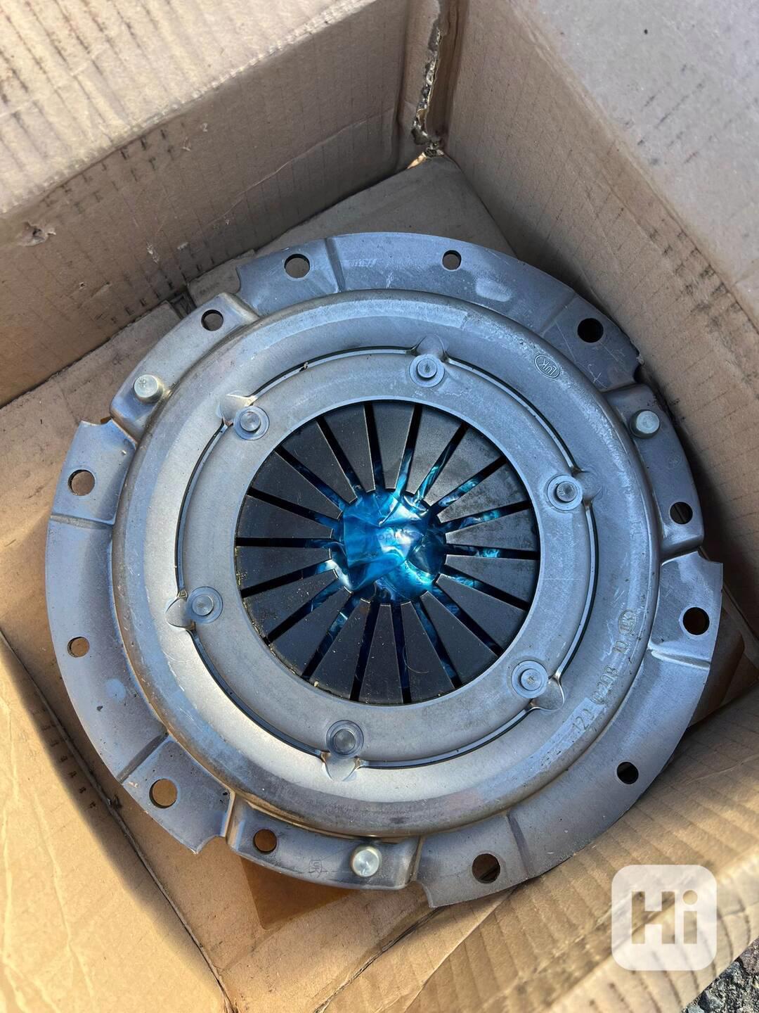 Nová spojková sada FELICIA 1.9D - LUK - foto 1