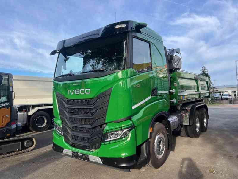 IVECO AS300X58Z HR ON+ 6x4 + třístranný sklápěč Meiller - foto 3