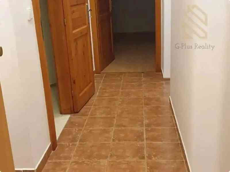 Pronájem bytu 1+1 40 m² - foto 2
