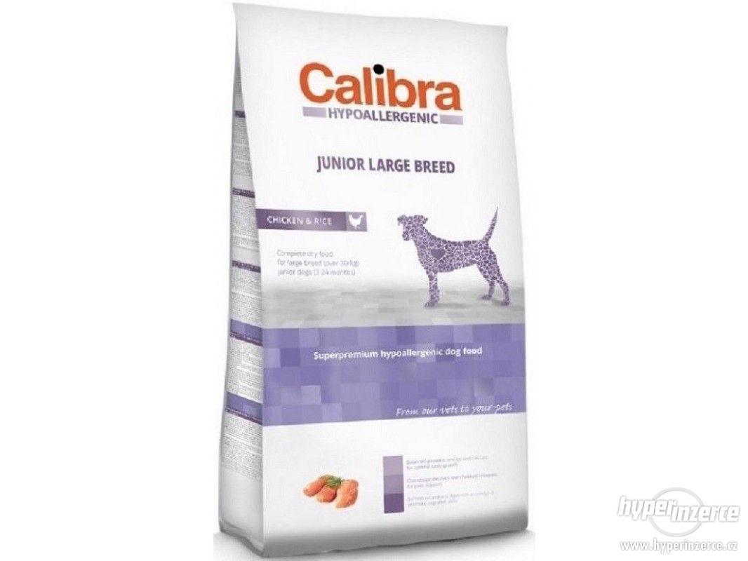 Kvalitní hypoalergenní granule pro psy Calibra - foto 1