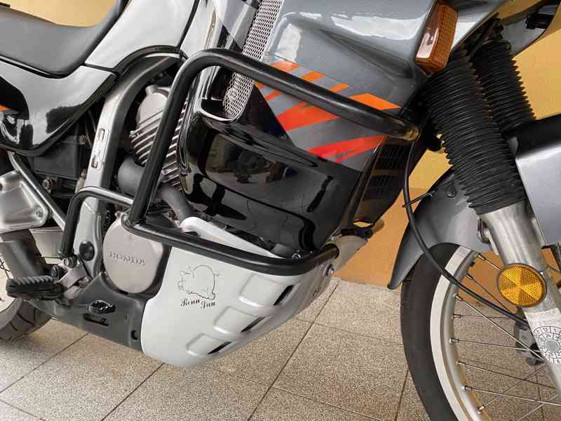 Honda XL 600 V Transalp / 2x klíč, padáky / TOP - foto 11