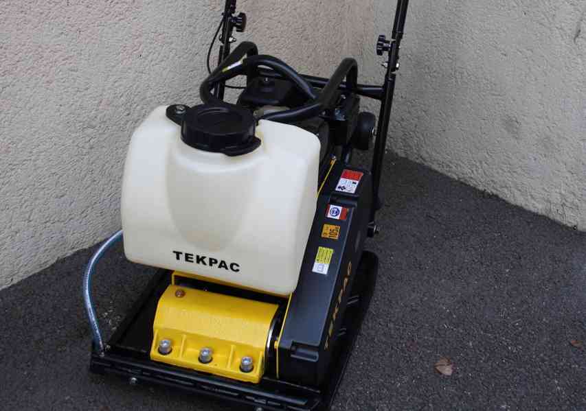 Vibrační deska PROFI TEKPAC TP120-4 Honda - foto 6