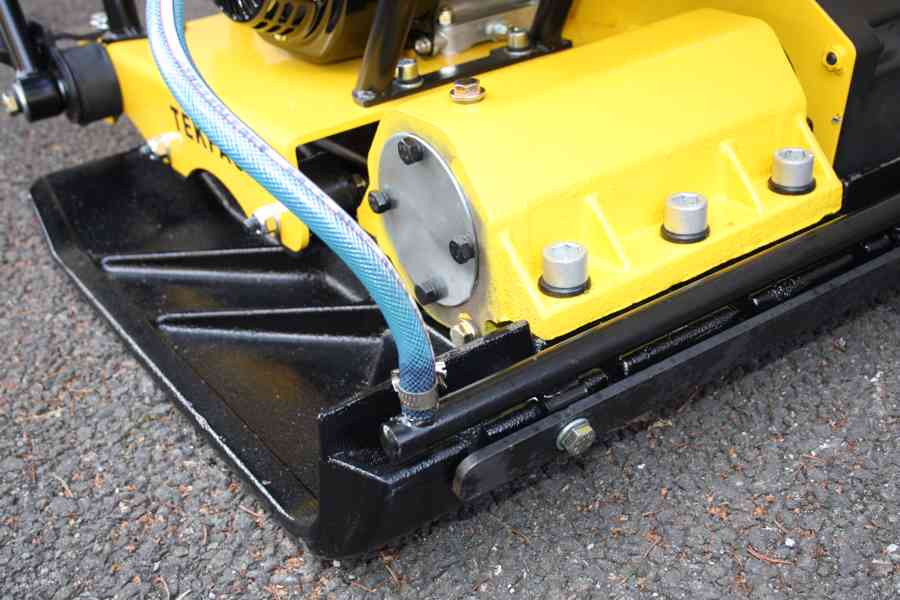 Vibrační deska PROFI TEKPAC TP120-4 Honda - foto 2