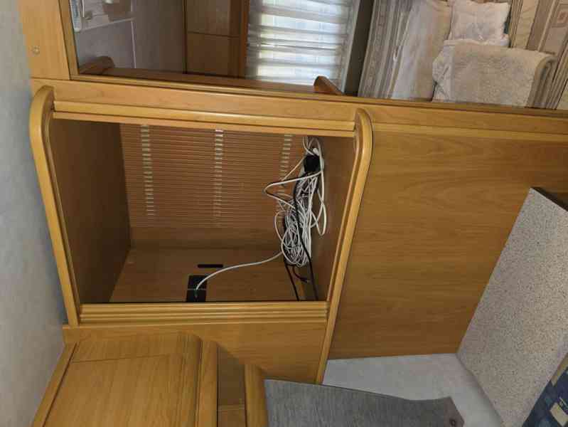 Obytný přívěs-karavan WILK 530 MS, 2004, mover + DO - foto 24