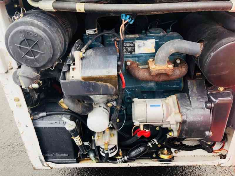 Kompaktní nakladače Bobcat S70 - foto 15
