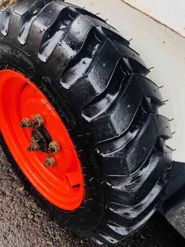 Kompaktní nakladače Bobcat S70 - foto 4