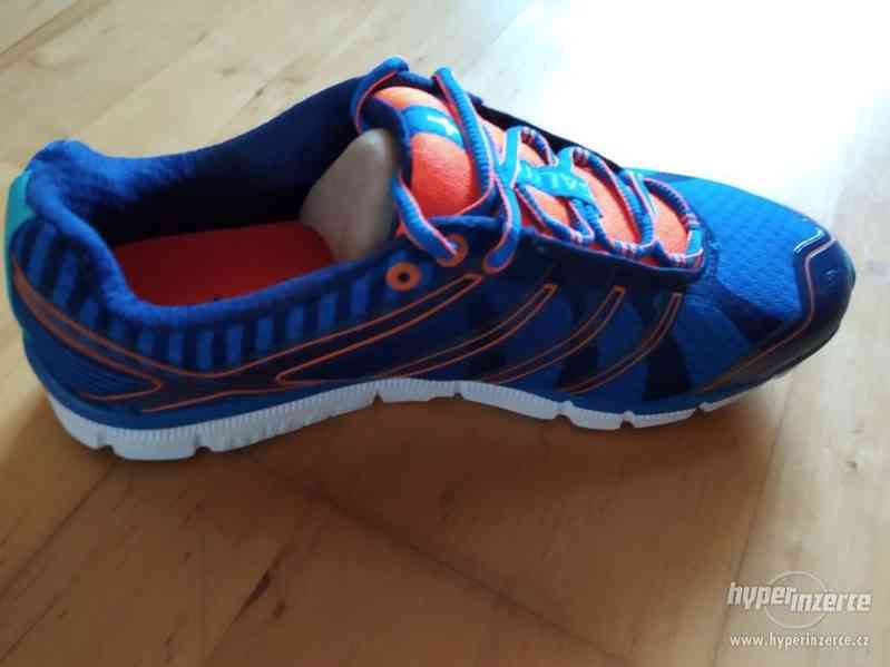 Silniční běžecké boty Salming Miles Men 43 1/3 EUR (8.5UK) - foto 1