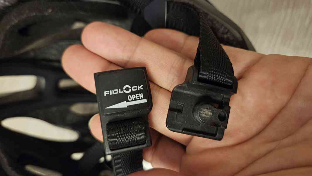 Helma na kolo L/XL (59 - 61 cm) - foto 6