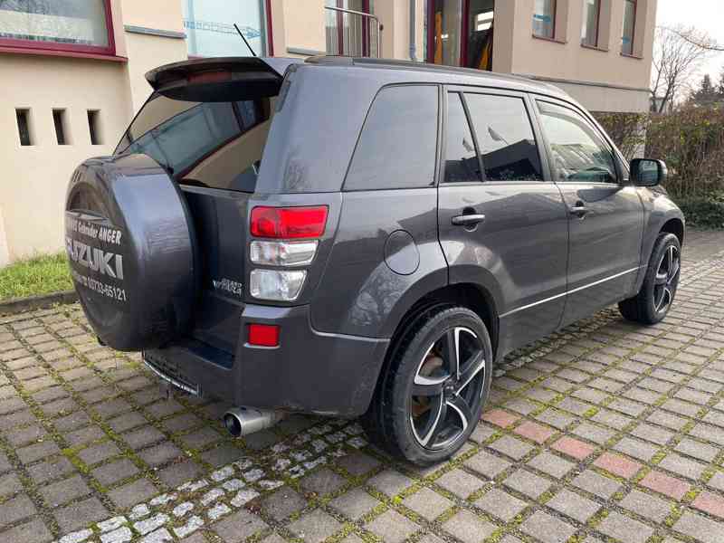 Suzuki Grand Vitara 2.4i Comfort benzín 124kw - foto 5