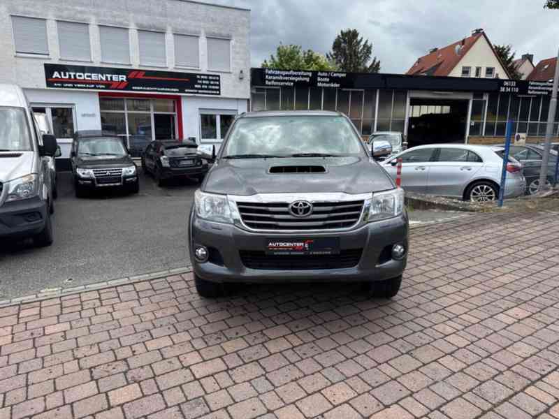 Toyota Hilux 3,0D4D Double Cab Comfort Aut. 126kw - foto 15