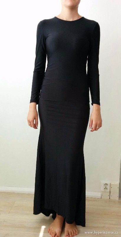Černé dlouhé elegantní šaty - foto 1