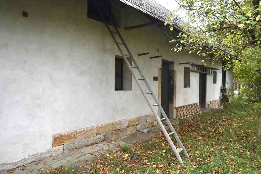 Písek u Chlumce nad Cidlinou - Rodinný dům s pozemkem 6015m2 - foto 15