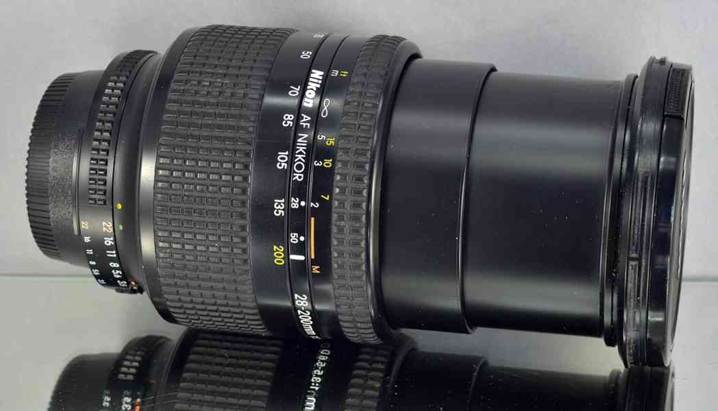 NIKON AF NIKKOR 28-200mm 1:3.5-5.6 D **FX  - foto 6